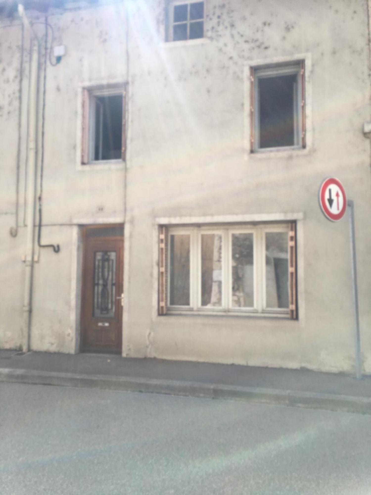 Chateau De La Touche Bed & Breakfast Savigny-Levescault Exterior photo