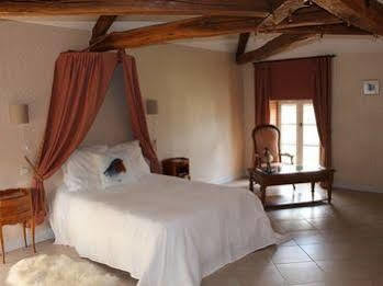 Chateau De La Touche Bed & Breakfast Savigny-Levescault Exterior photo